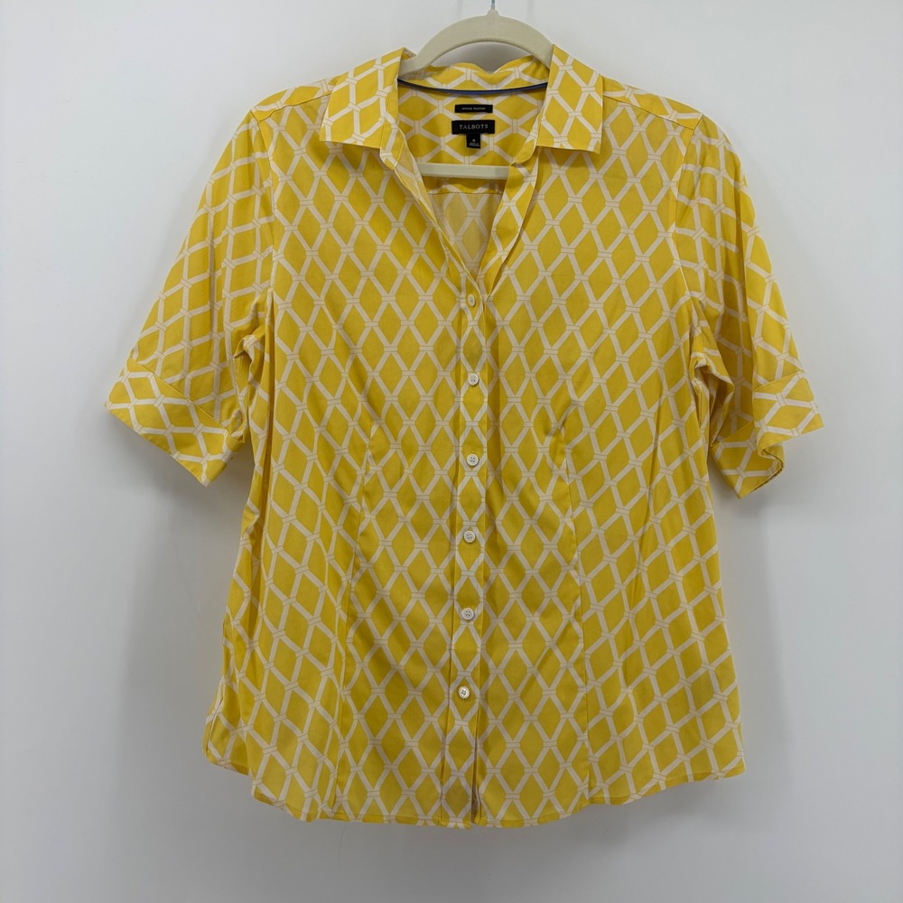 Talbots Womens 8 Yellow Short Sleeve Button Down Wrinkle Resistant Trellis Shirt